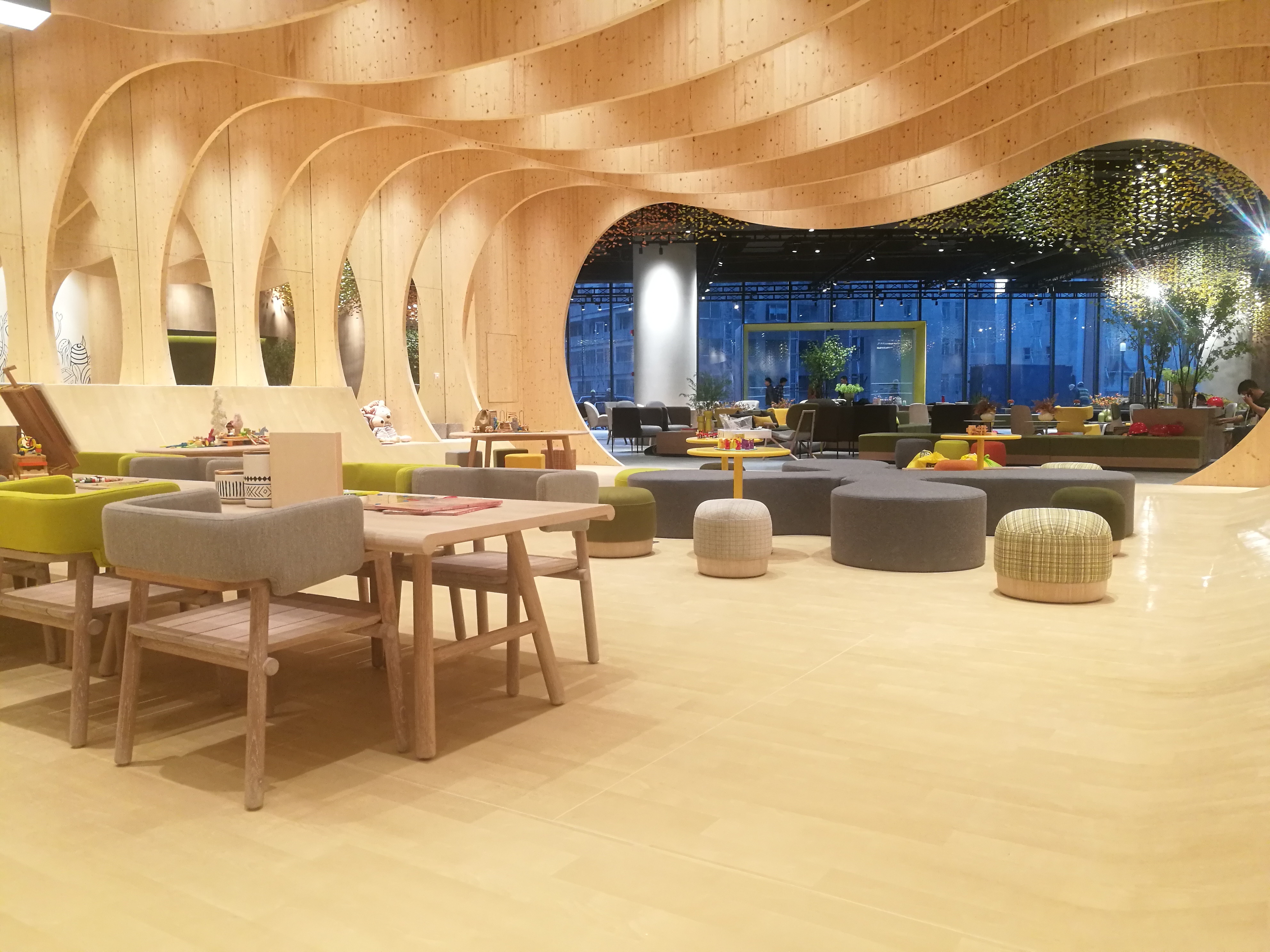 华体会体育官方在线官网 - 坐具|餐椅|办公家具|华体会体育官方在线官网家具|阿姆斯椅