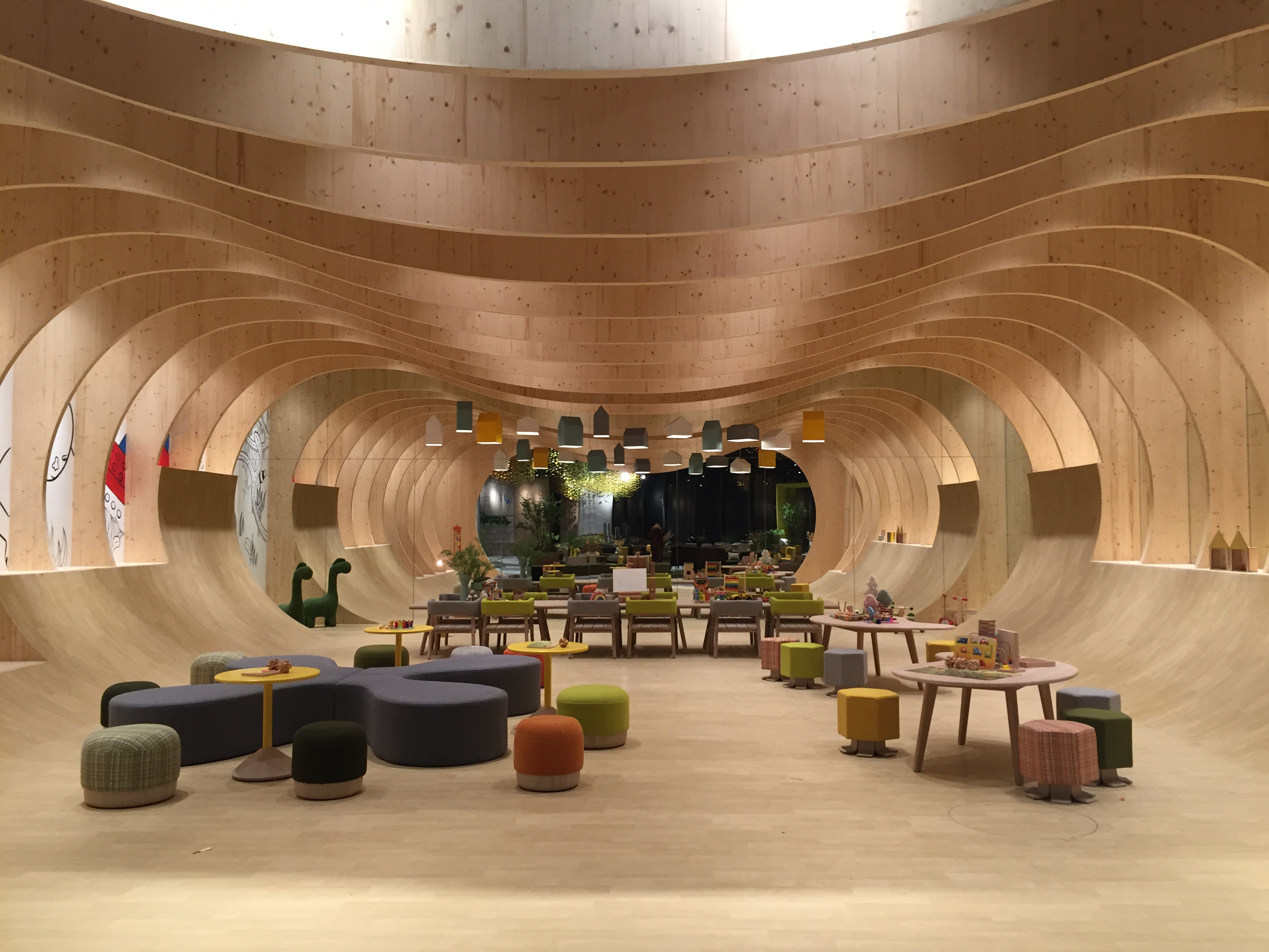 华体会体育官方在线官网 - 坐具|餐椅|办公家具|华体会体育官方在线官网家具|阿姆斯椅