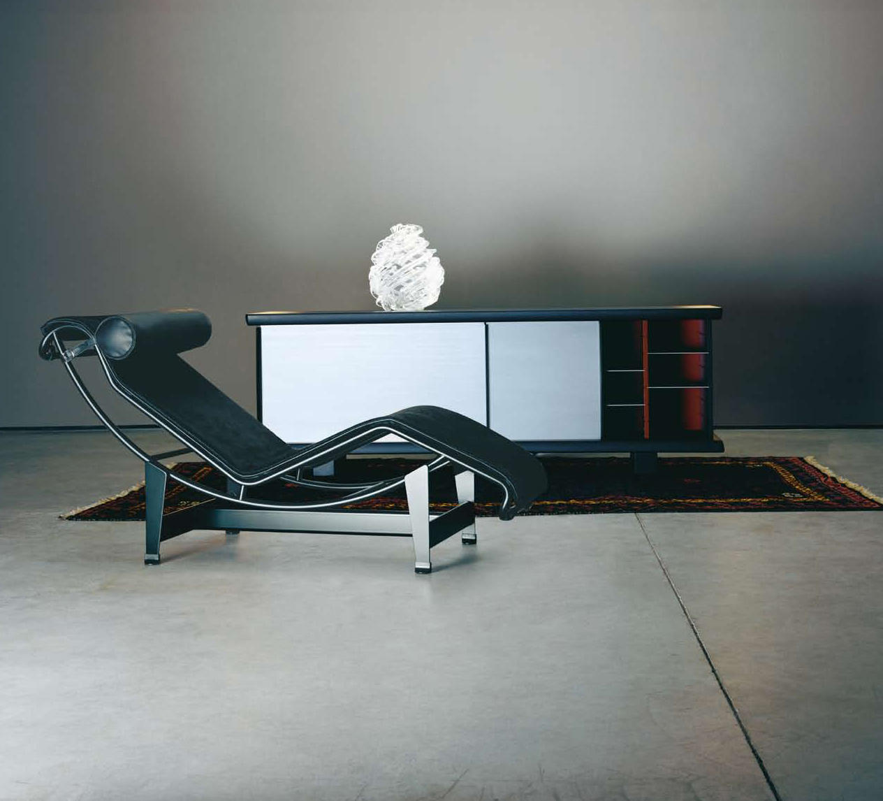 华体会体育官方在线官网 - 坐具|躺椅|办公家具|华体会体育官方在线官网家具|柯布西耶躺椅