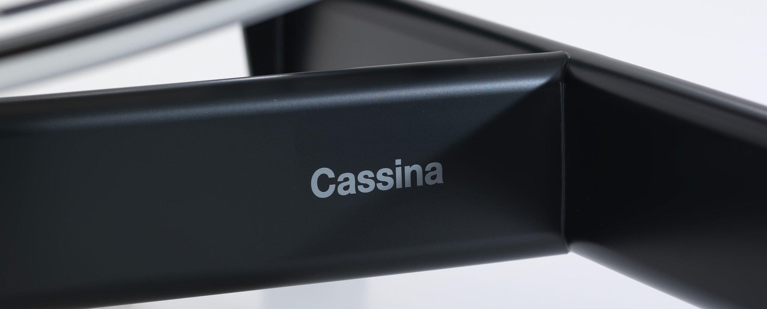 华体会体育官方在线官网 - 坐具|躺椅|办公家具|华体会体育官方在线官网家具|柯布西耶躺椅