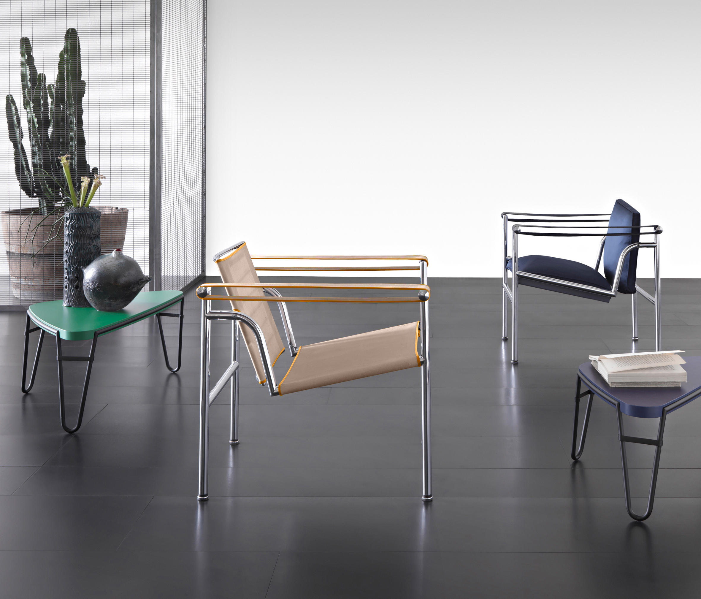 华体会体育官方在线官网 - 坐具|休闲椅|办公家具|华体会体育官方在线官网家具|LC扶手椅