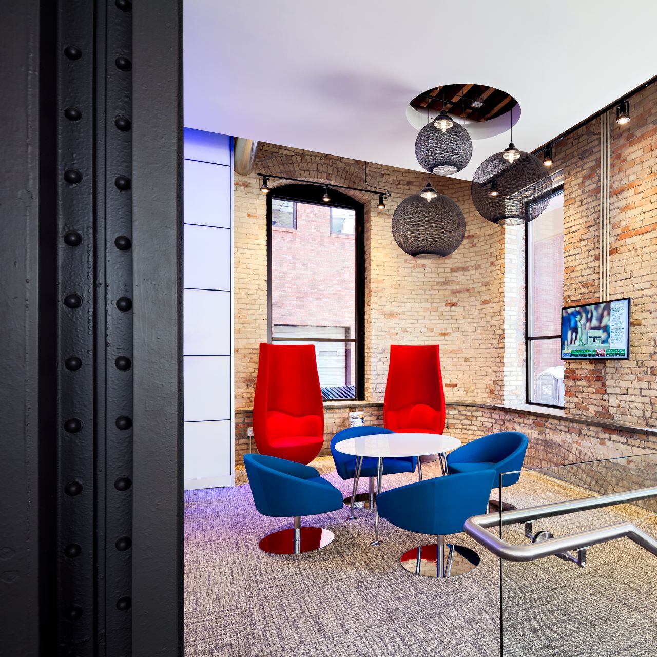 华体会体育官方在线官网 - 坐具|休闲椅|办公家具|华体会体育官方在线官网家具|郁金香