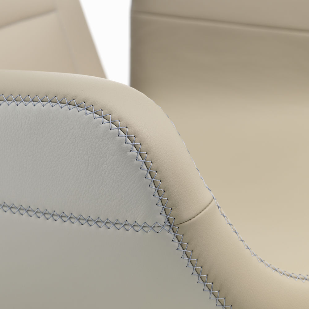 华体会体育官方在线官网 - 坐具|休闲椅|办公家具|华体会体育官方在线官网家具|维特拉东河椅子