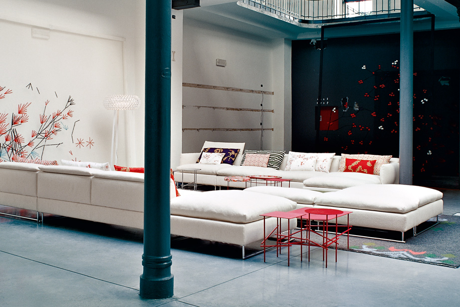 华体会体育官方在线官网 - 桌几|茶几/边几|办公家具|华体会体育官方在线官网家具|上海尖茶几