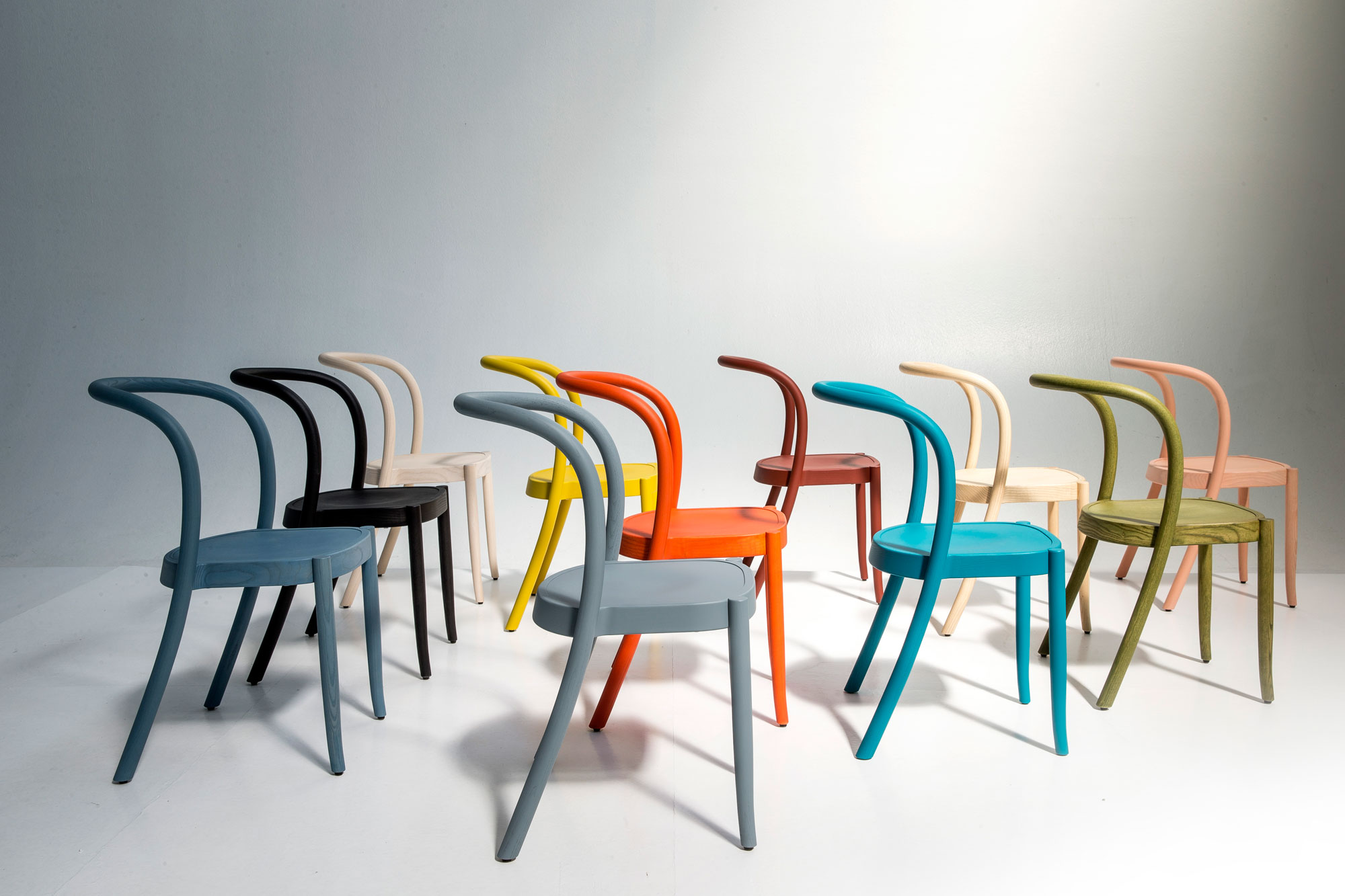 华体会体育官方在线官网 - 坐具|餐椅|办公家具|华体会体育官方在线官网家具|圣马克椅