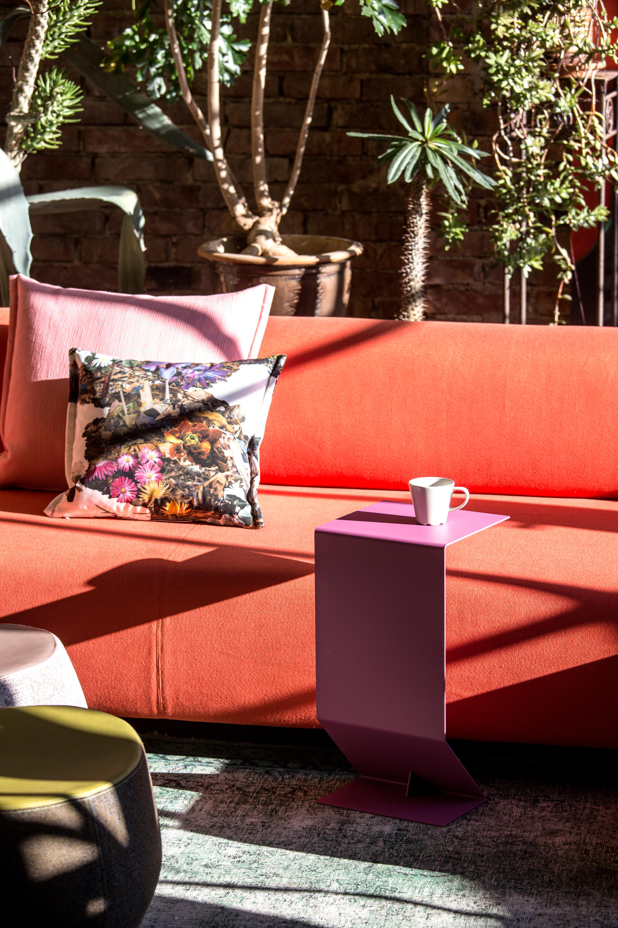 华体会体育官方在线官网 - 桌几|茶几/边几|办公家具|华体会体育官方在线官网家具|马克边几