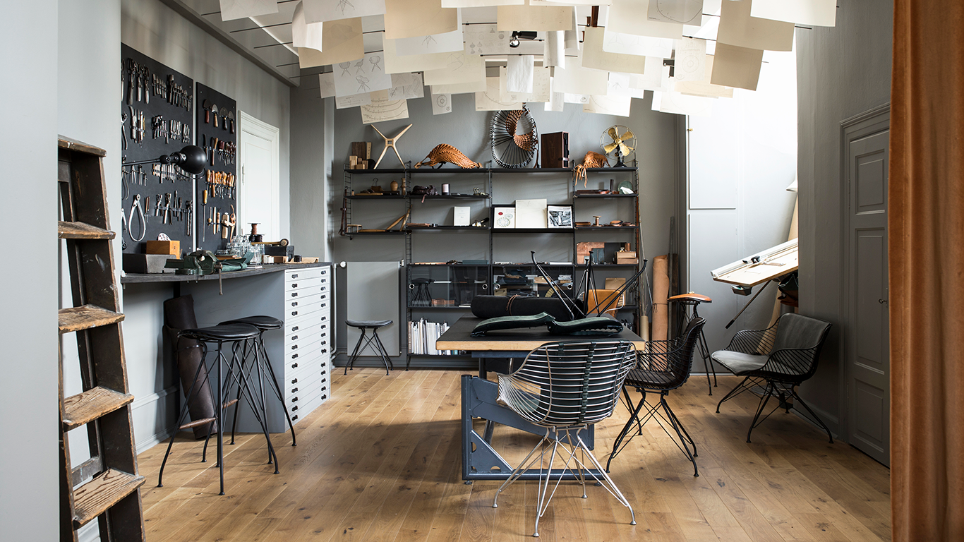 华体会体育官方在线官网 - 坐具|吧椅/凳子|办公家具|华体会体育官方在线官网家具|金属丝吧椅