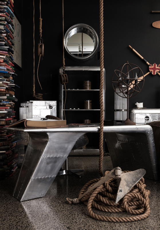 华体会体育官方在线官网 - 桌几|办公桌|办公家具|华体会体育官方在线官网家具|飞行员瓦尔基里台