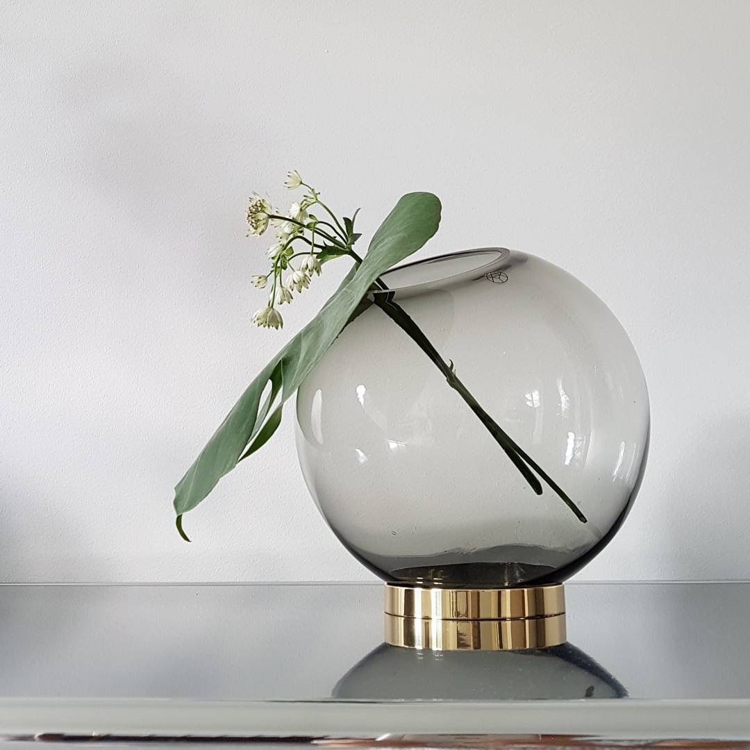 华体会体育官方在线官网 - 附件|花器|办公家具|华体会体育官方在线官网家具|地球花瓶