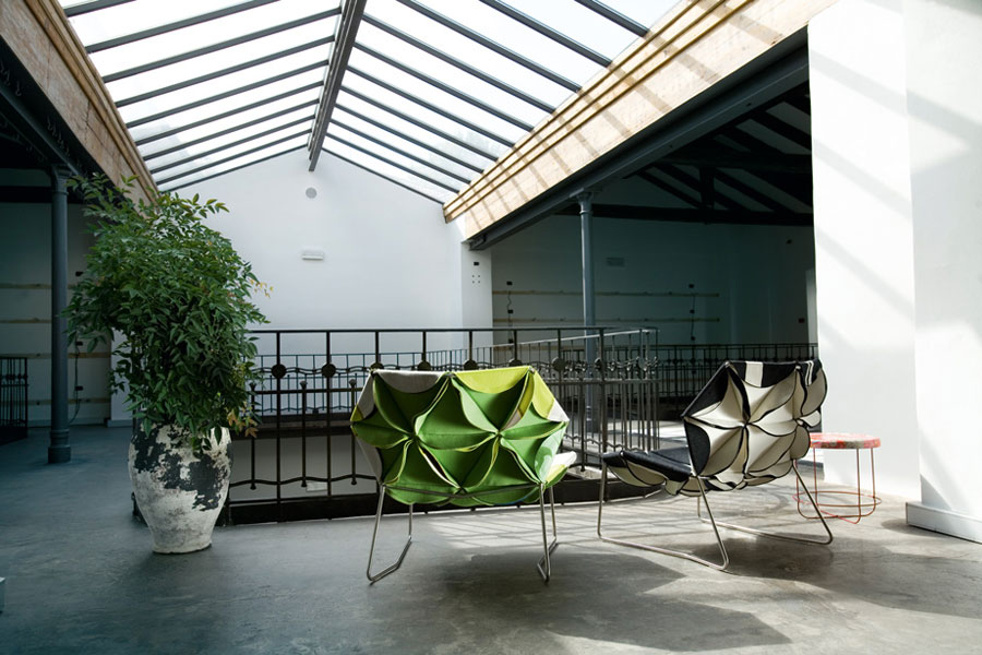 华体会体育官方在线官网 - 坐具|休闲椅|办公家具|华体会体育官方在线官网家具|花瓣休闲椅