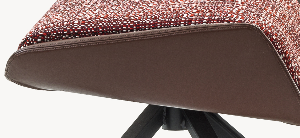 华体会体育官方在线官网 - 坐具|休闲椅|办公家具|华体会体育官方在线官网家具|克拉丽莎休闲椅