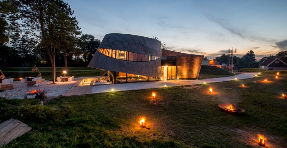 华体会体育官方在线官网 - 坐具|休闲椅|办公家具|华体会体育官方在线官网家具|月亮扶手椅