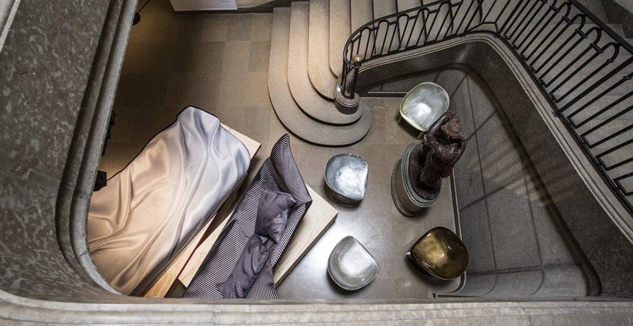 华体会体育官方在线官网 - 坐具|休闲椅|办公家具|华体会体育官方在线官网家具|月亮扶手椅