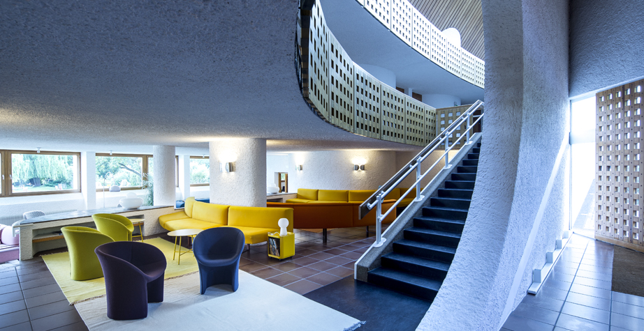 华体会体育官方在线官网 - 坐具|休闲椅|办公家具|华体会体育官方在线官网家具|月亮扶手椅