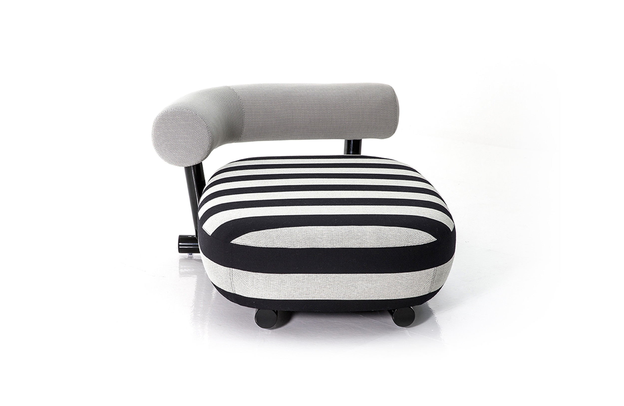 华体会体育官方在线官网 - 坐具|沙发|办公家具|华体会体育官方在线官网家具|塞巴斯蒂安·赫克纳管沙发