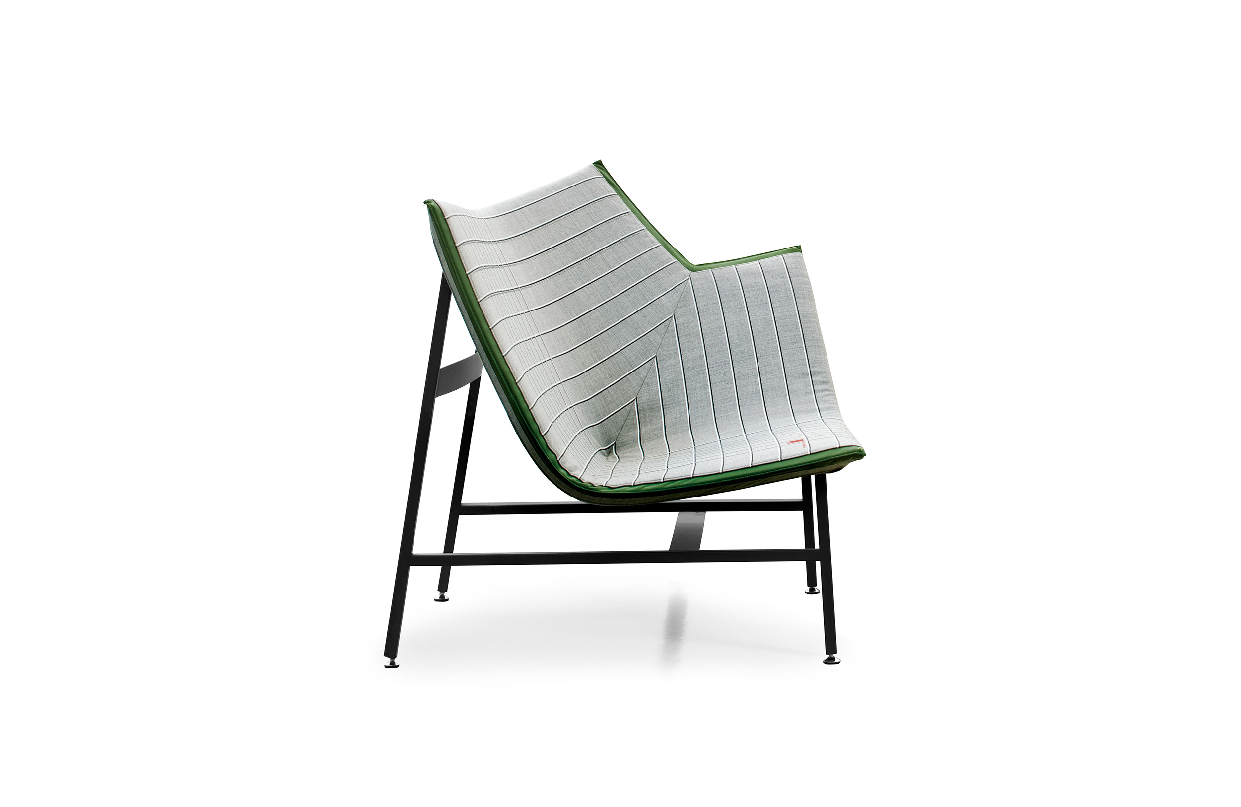 华体会体育官方在线官网 - 坐具|休闲椅|办公家具|华体会体育官方在线官网家具|纸飞机休闲椅