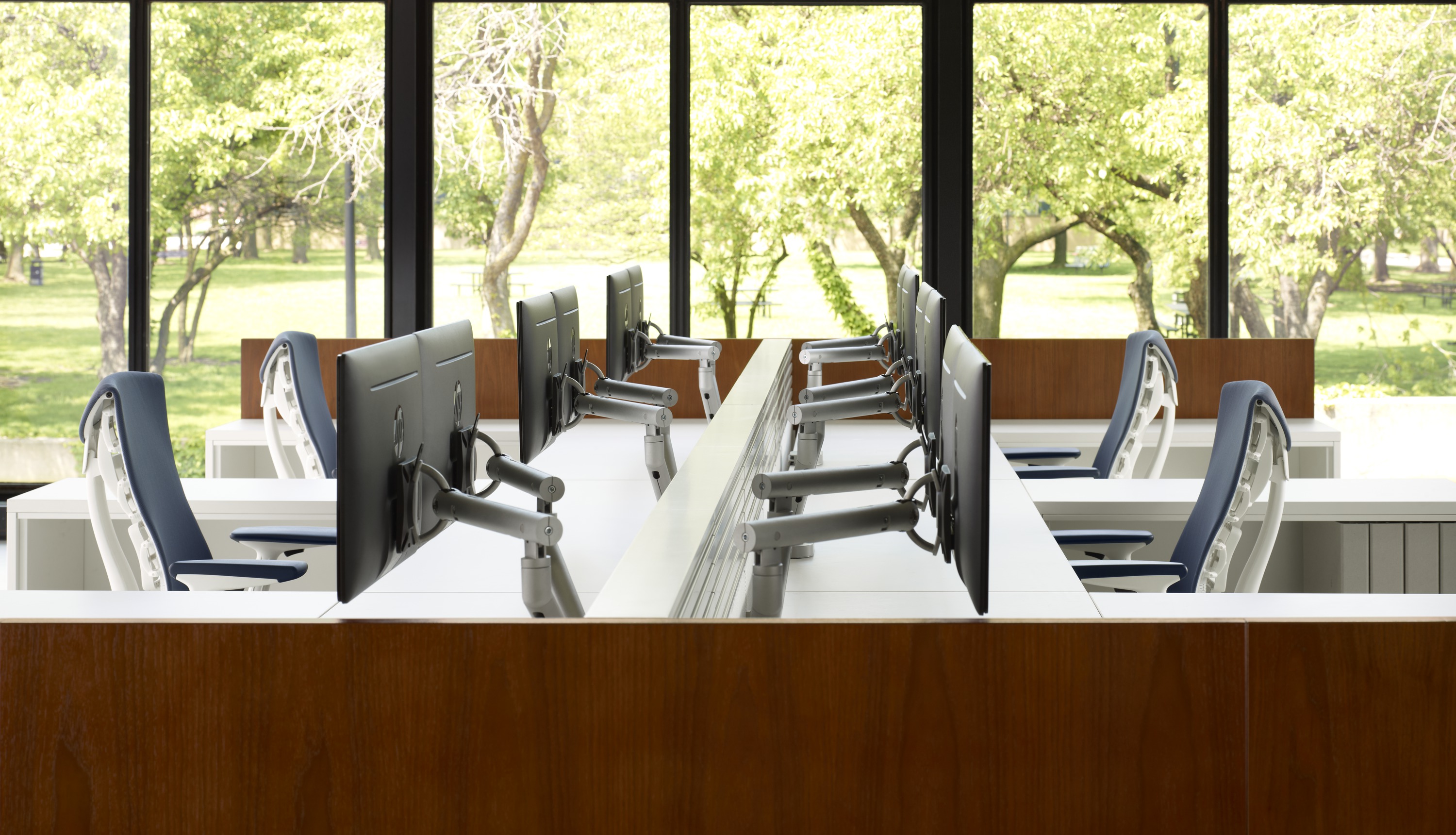 办公椅|现代真皮中班椅|办公家具|华体会体育官方在线官网家具|恩博迪大班椅