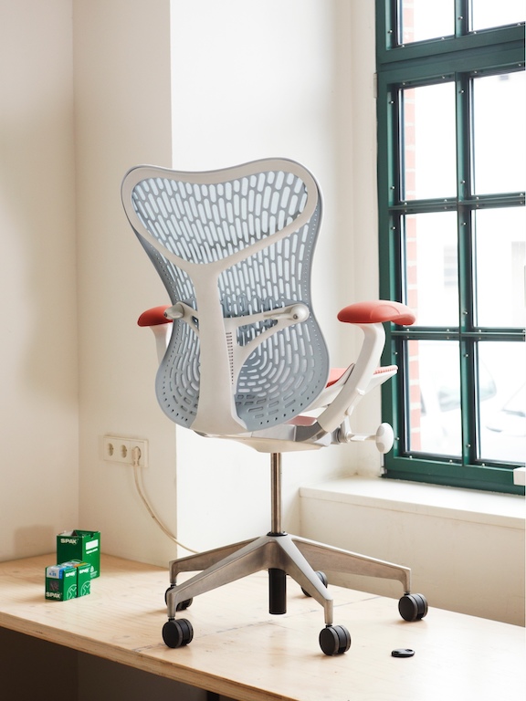 办公椅|高脚椅|办公家具|华体会体育官方在线官网家具|米拉®2高脚椅