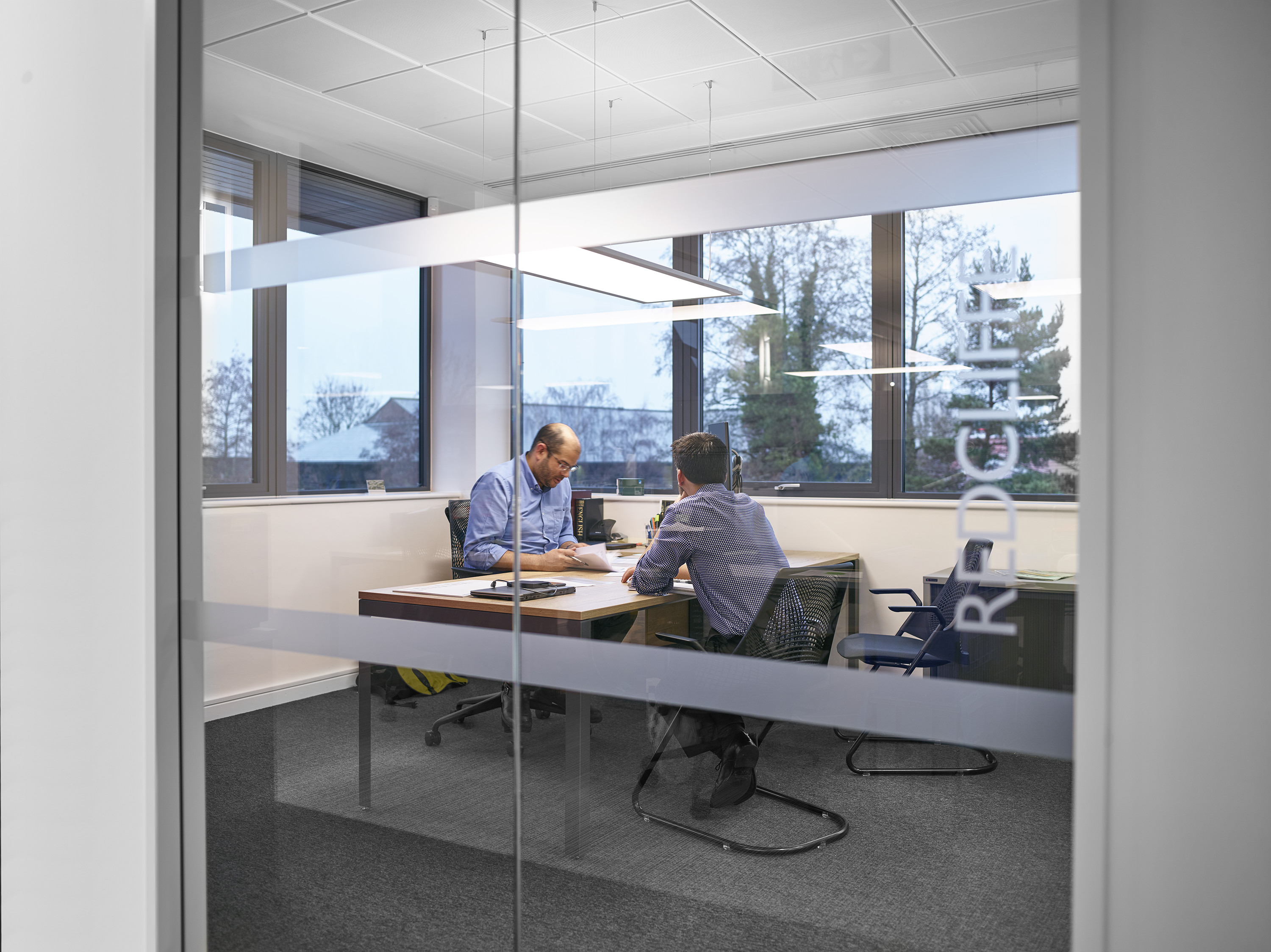 办公椅|现代真皮会议椅|办公家具|华体会体育官方在线官网家具|赛尔会议椅