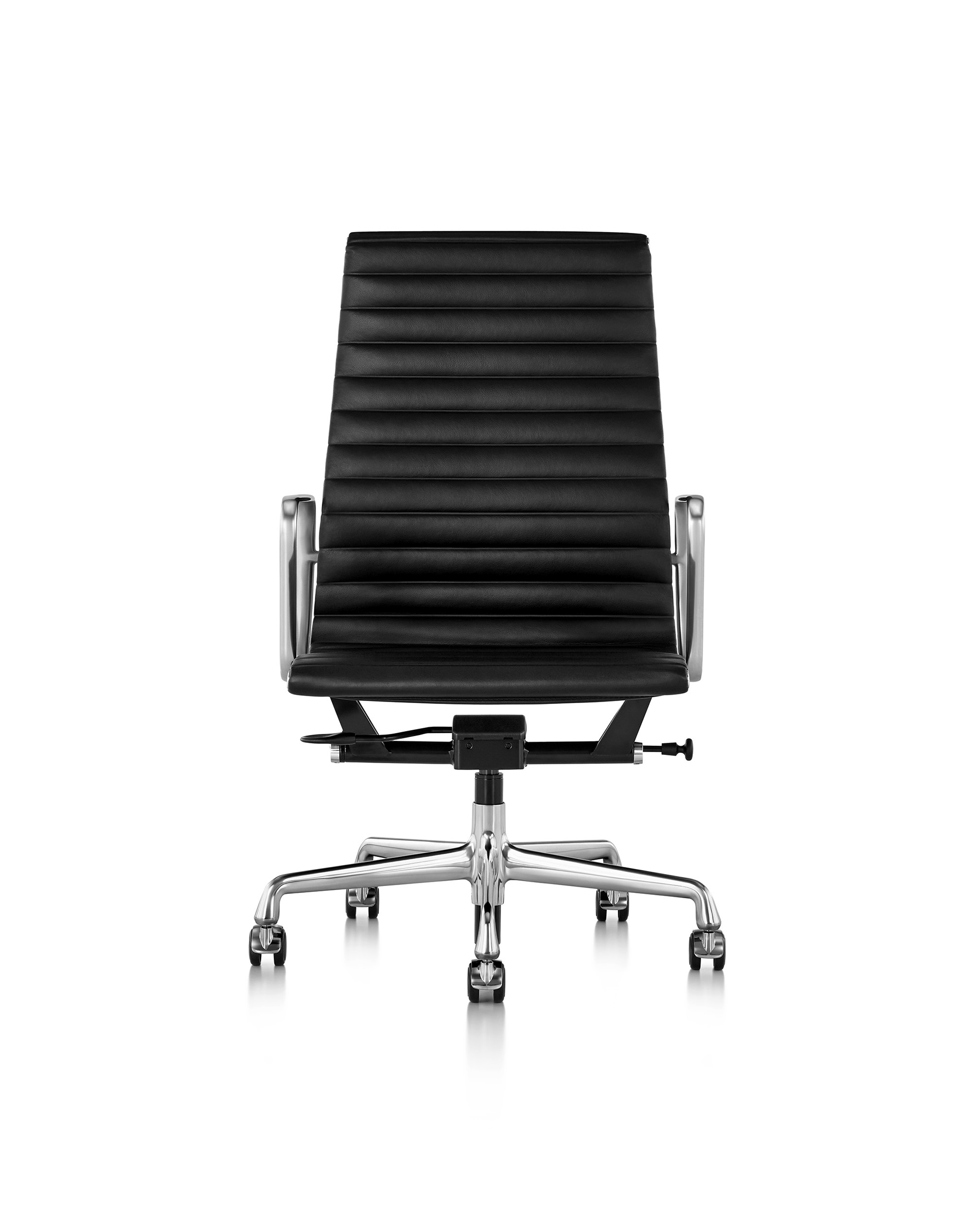 [办公椅|现代真皮中班椅|办公家具|华体会体育官方在线官网家具|伊姆斯大班椅]