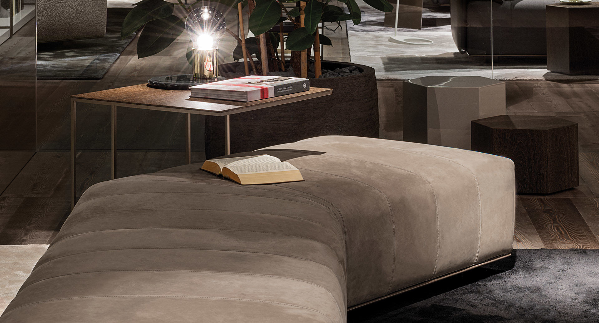 华体会体育官方在线官网 - 桌几|茶几/边几|办公家具|华体会体育官方在线官网家具|莱格青铜边几