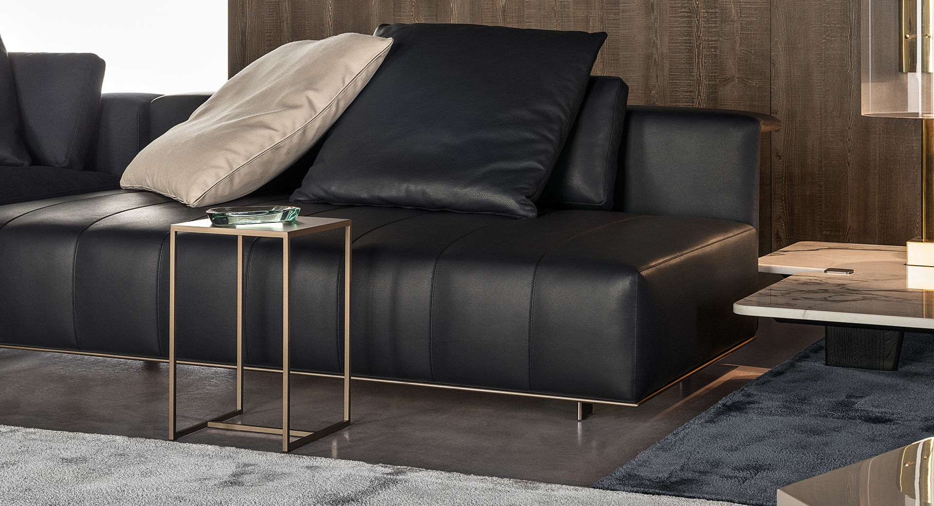 华体会体育官方在线官网 - 桌几|茶几/边几|办公家具|华体会体育官方在线官网家具|杜尚青铜茶几