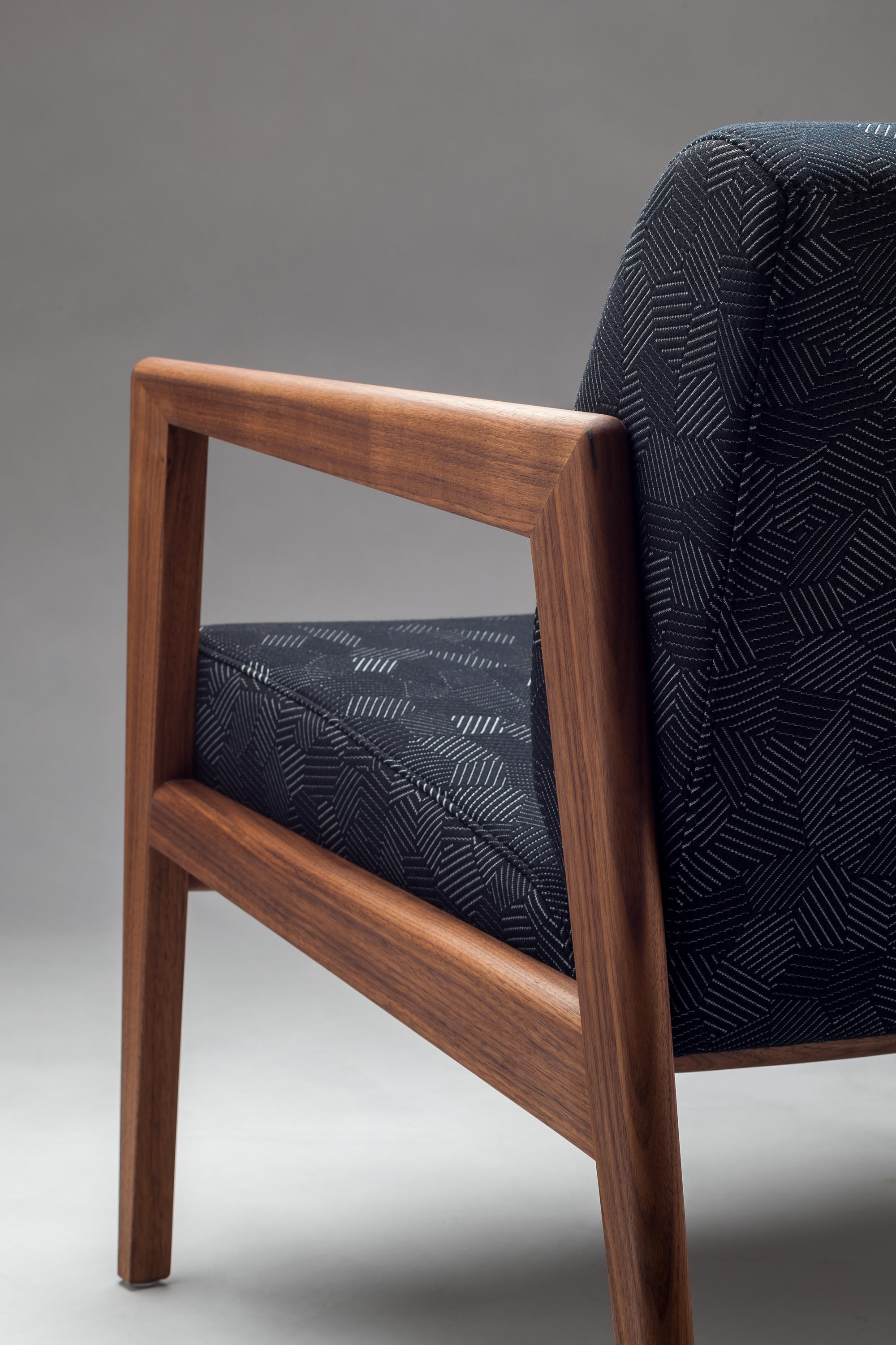 华体会体育官方在线官网 - 坐具|休闲椅|办公家具|华体会体育官方在线官网家具|860F扶手椅