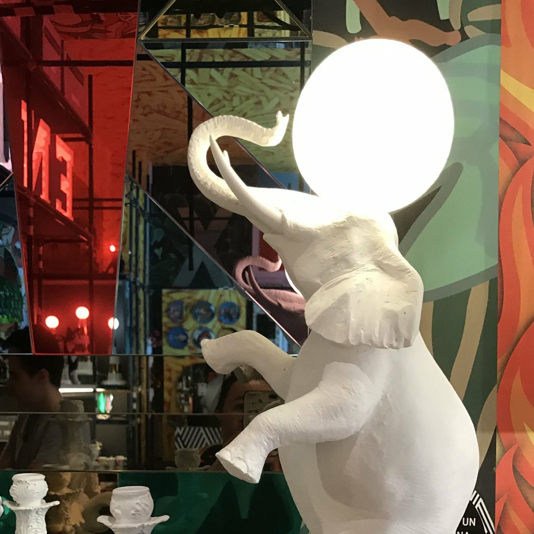 华体会体育官方在线官网 - 灯饰|台灯|办公家具|华体会体育官方在线官网家具|象台灯