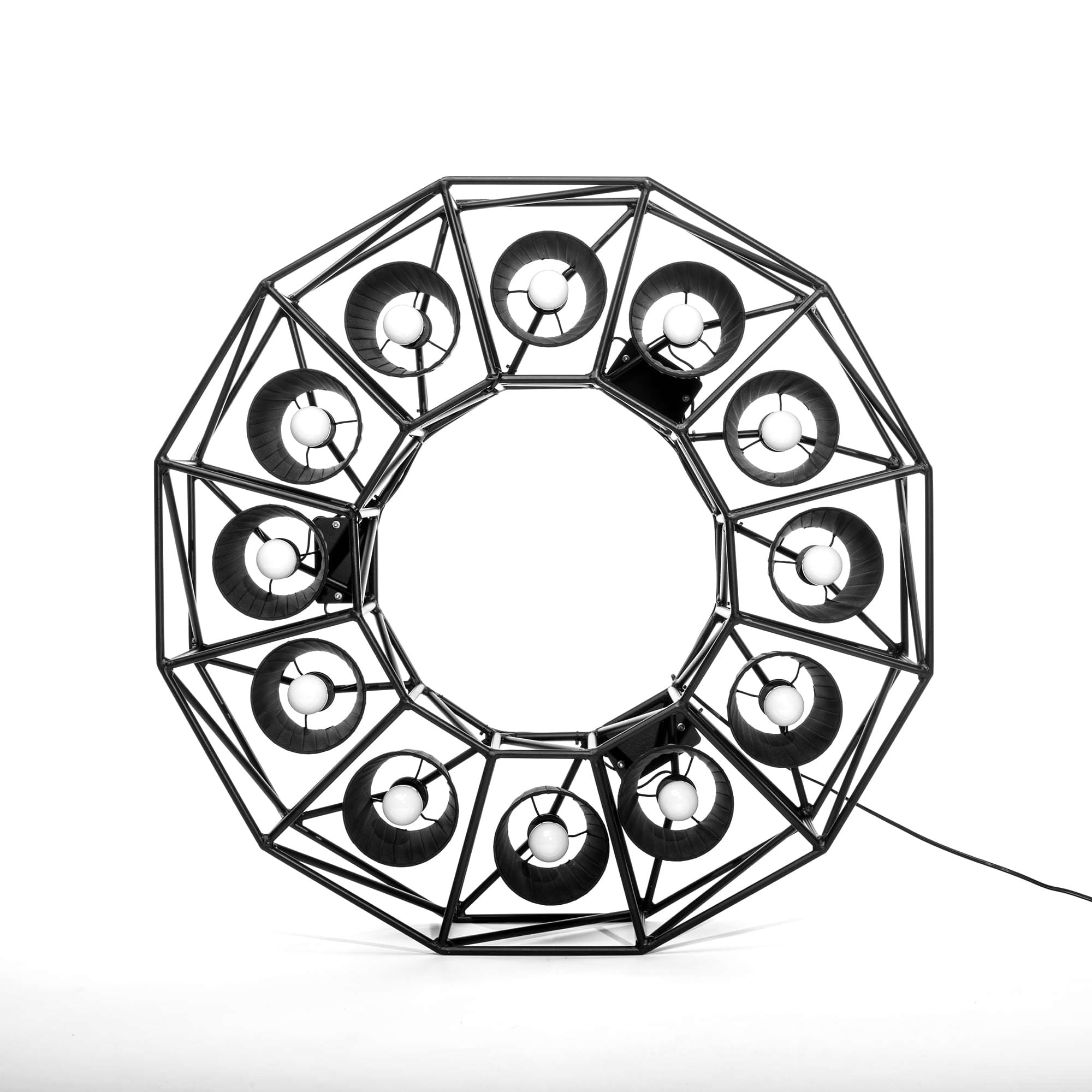 华体会体育官方在线官网 - 灯饰|落地灯|办公家具|华体会体育官方在线官网家具|Multilamp