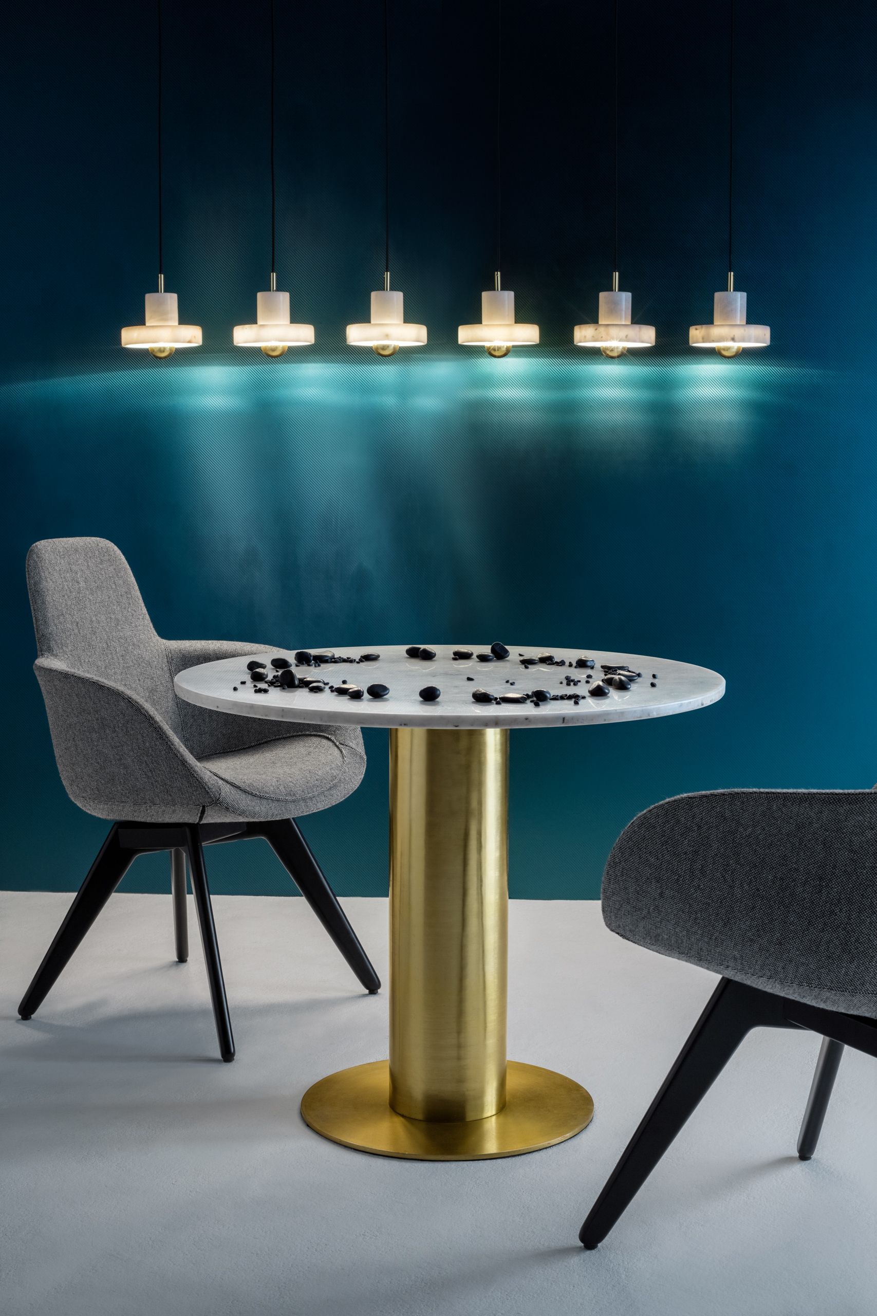 华体会体育官方在线官网 - 坐具|休闲椅|办公家具|华体会体育官方在线官网家具|勺型高背椅