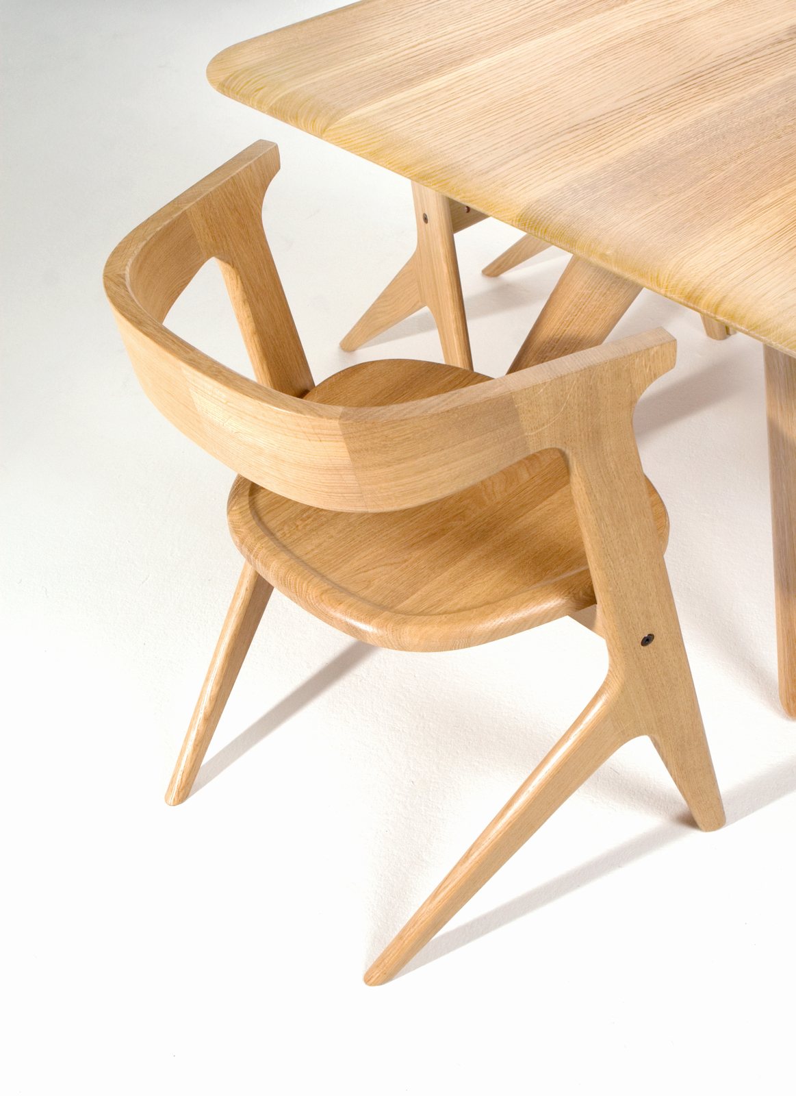 华体会体育官方在线官网 - 坐具|餐椅|办公家具|华体会体育官方在线官网家具|Slab餐椅