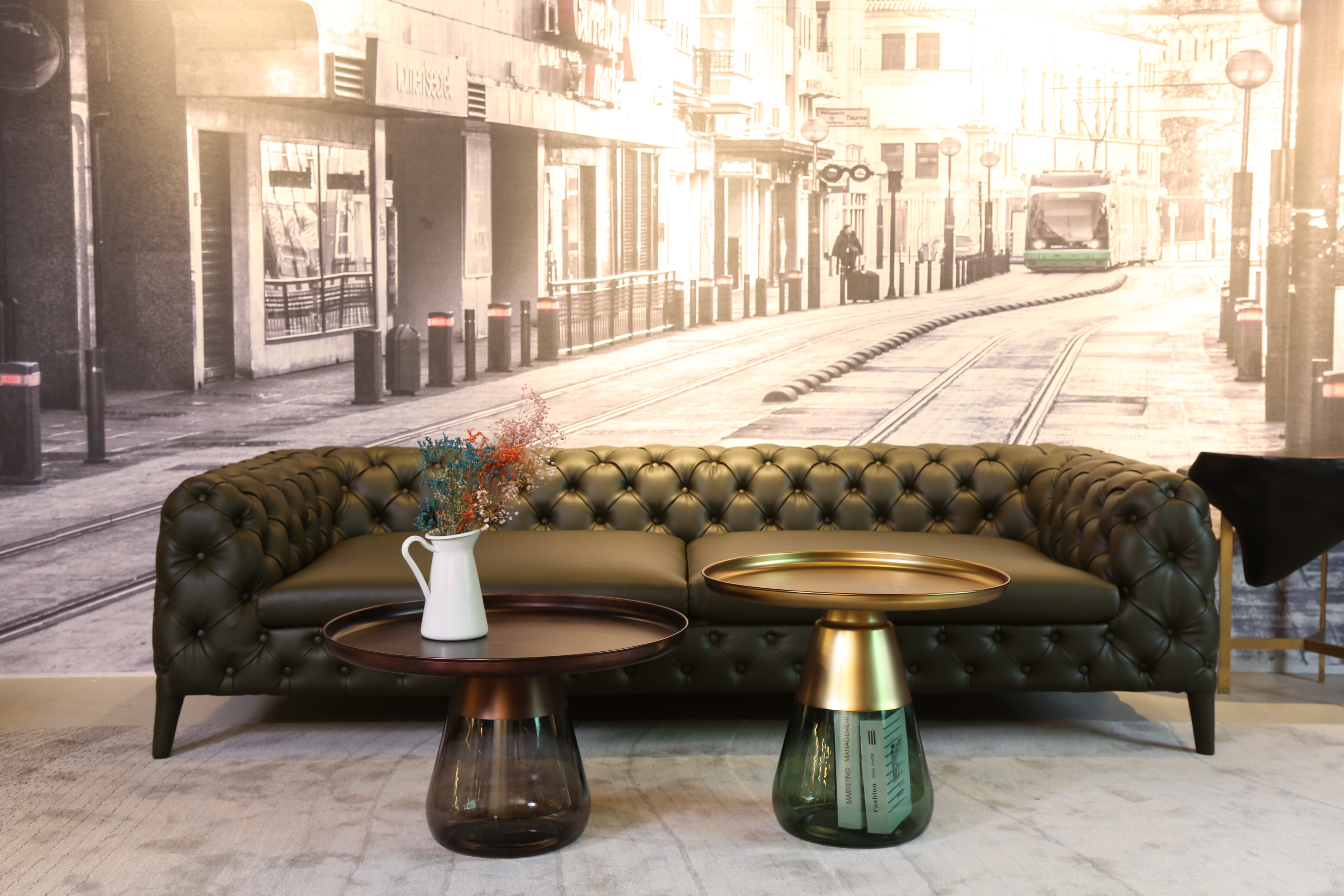 华体会体育官方在线官网 - 桌几|茶几/边几|办公家具|华体会体育官方在线官网家具|手捧系列茶几