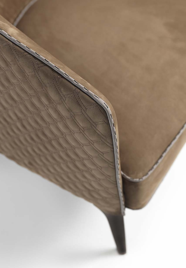 华体会体育官方在线官网 - 坐具|休闲椅|办公家具|华体会体育官方在线官网家具|POGGI CAPITONNE