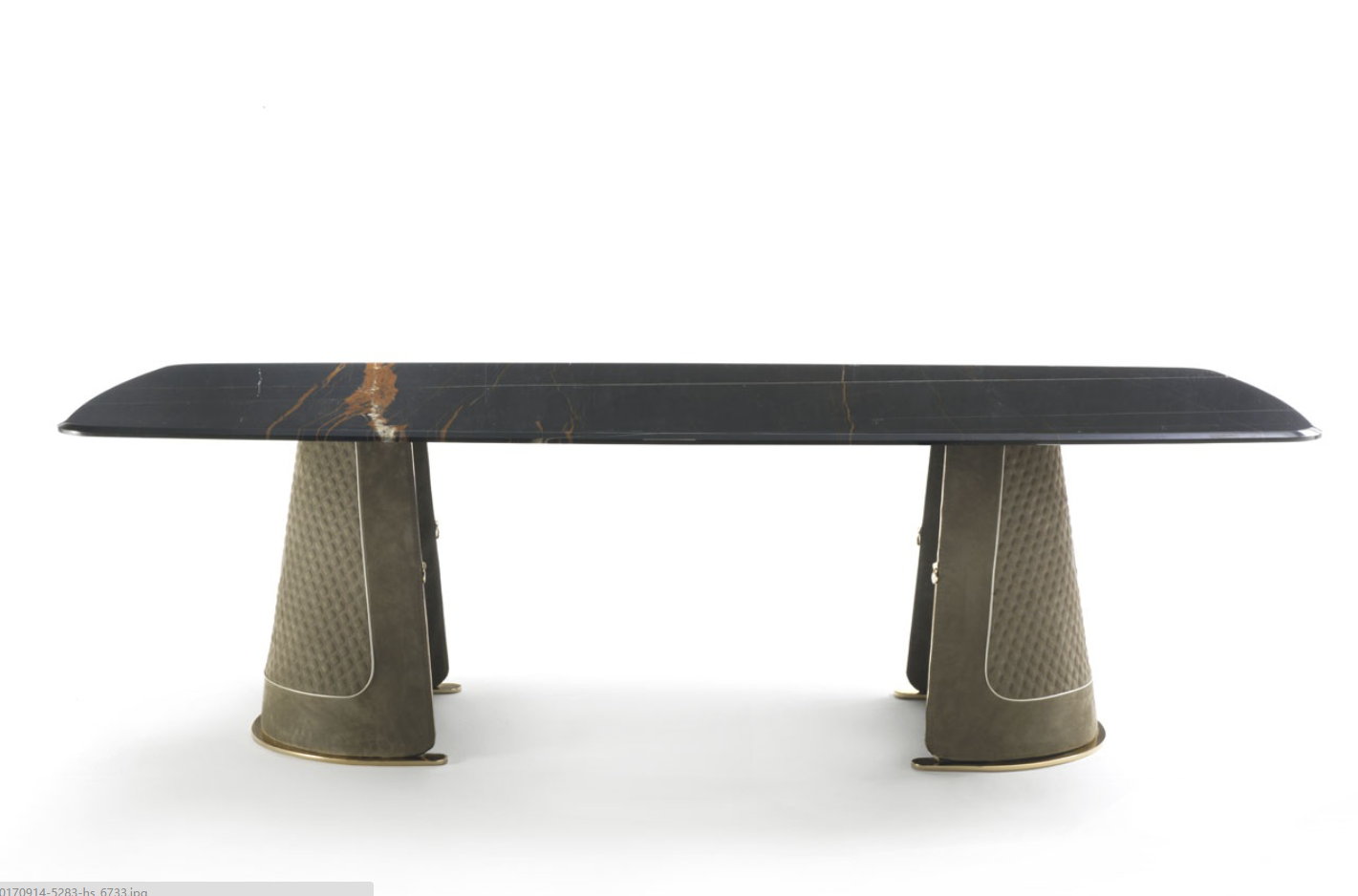 [华体会体育官方在线官网 - 桌几|餐桌|办公家具|华体会体育官方在线官网家具|FOSCARIA 餐桌]