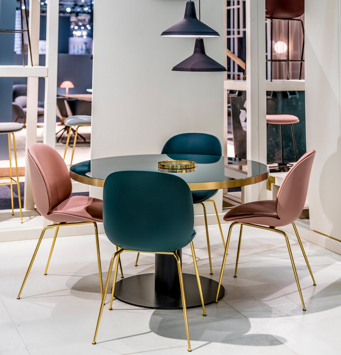 华体会体育官方在线官网 - 坐具|餐椅|办公家具|华体会体育官方在线官网家具|甲壳虫餐椅