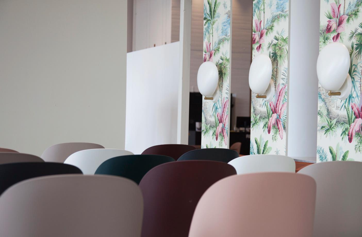 华体会体育官方在线官网 - 坐具|餐椅|办公家具|华体会体育官方在线官网家具|甲壳虫餐椅