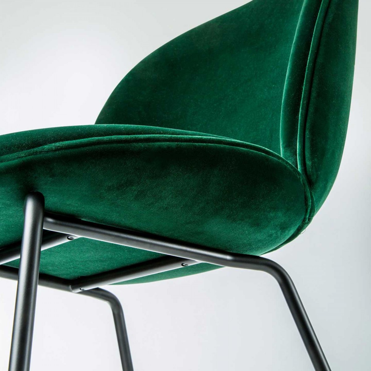 华体会体育官方在线官网 - 坐具|餐椅|办公家具|华体会体育官方在线官网家具|甲壳虫餐椅