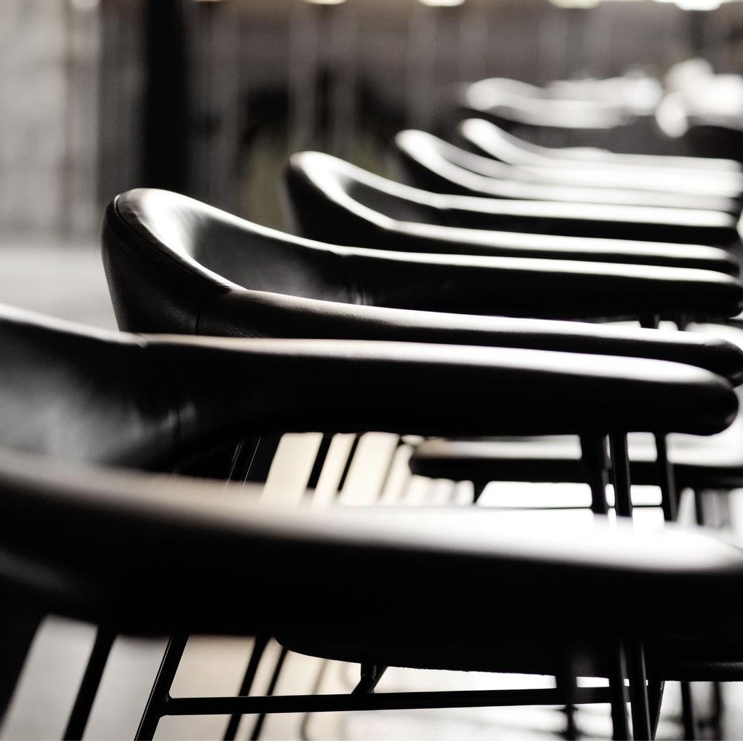 办公椅|现代真皮会议椅|办公家具|华体会体育官方在线官网家具|Masculo办公雪橇椅