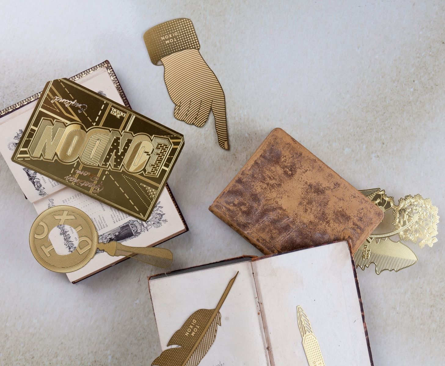 华体会体育官方在线官网 - 附件|饰品|办公家具|华体会体育官方在线官网家具|明信片书签