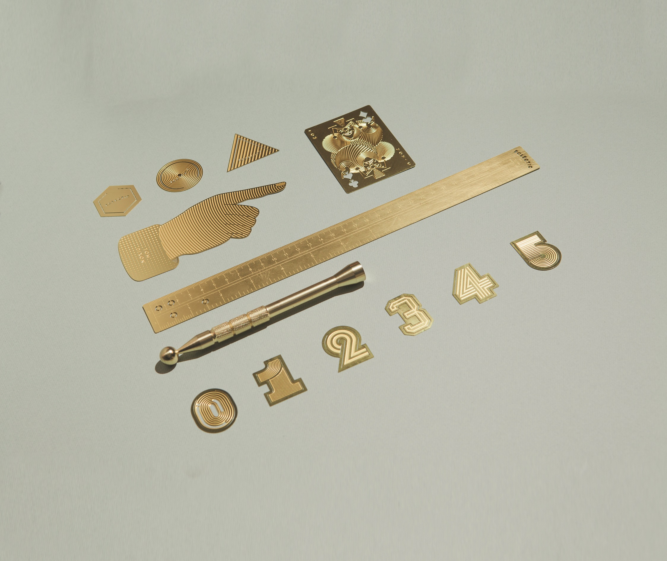 华体会体育官方在线官网 - 附件|饰品|办公家具|华体会体育官方在线官网家具|手型书签