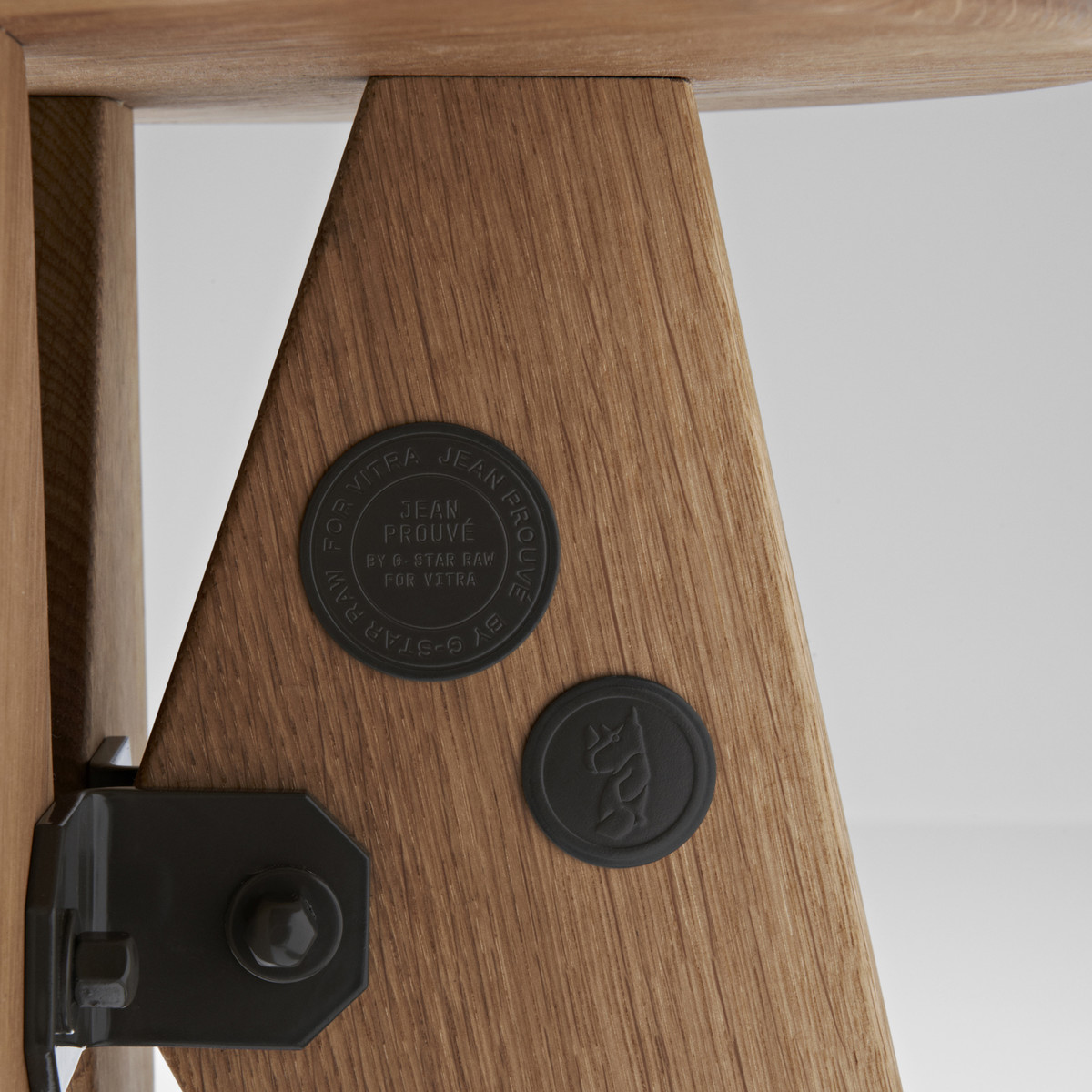 华体会体育官方在线官网 - 坐具|吧椅/凳子|办公家具|华体会体育官方在线官网家具|苏威小凳子/边几