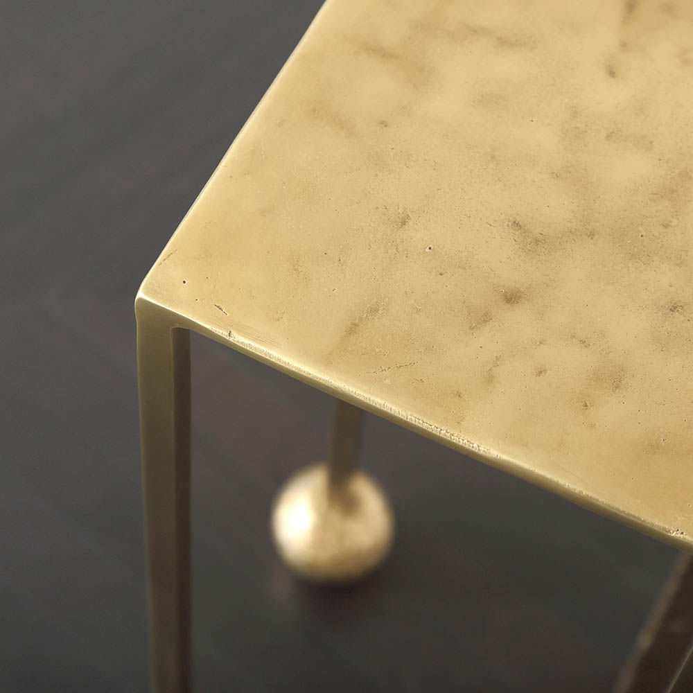 华体会体育官方在线官网 - 桌几|茶几/边几|办公家具|华体会体育官方在线官网家具|尼姆小巧鸡尾酒桌