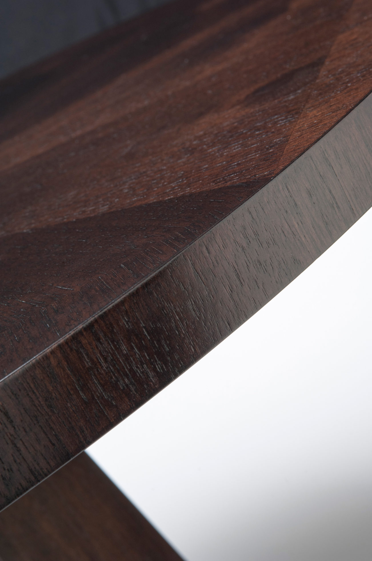 华体会体育官方在线官网 - 桌几|餐桌|办公家具|华体会体育官方在线官网家具|equilibrium 咖啡桌