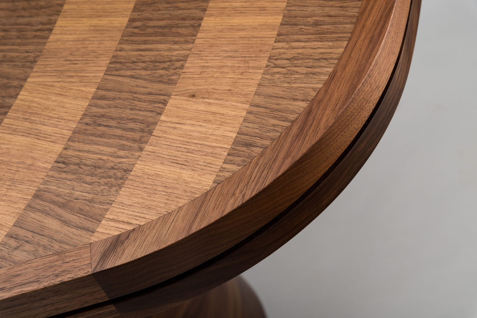 华体会体育官方在线官网 - 桌几|餐桌|办公家具|华体会体育官方在线官网家具|astral 桌子