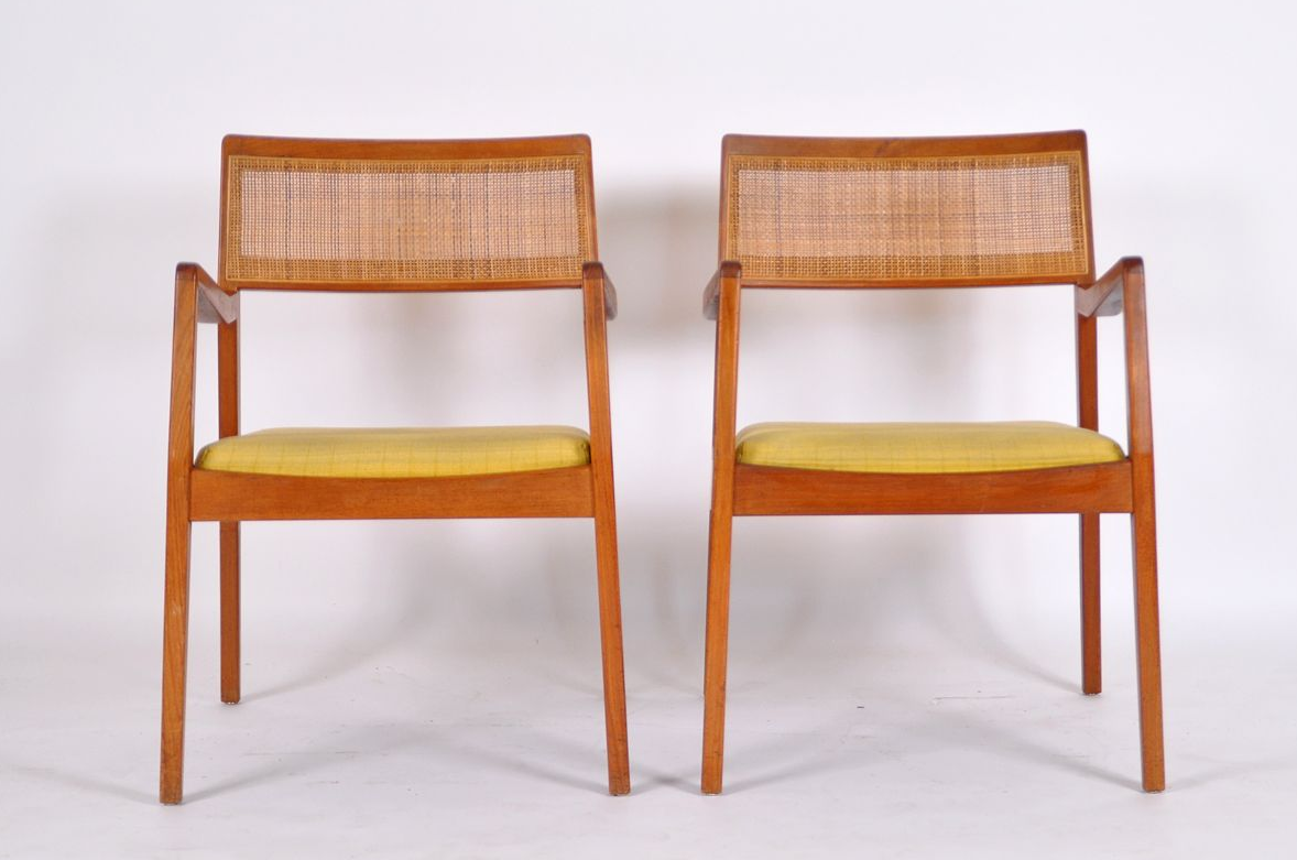 华体会体育官方在线官网 - 坐具|餐椅|办公家具|华体会体育官方在线官网家具|risom 椅子