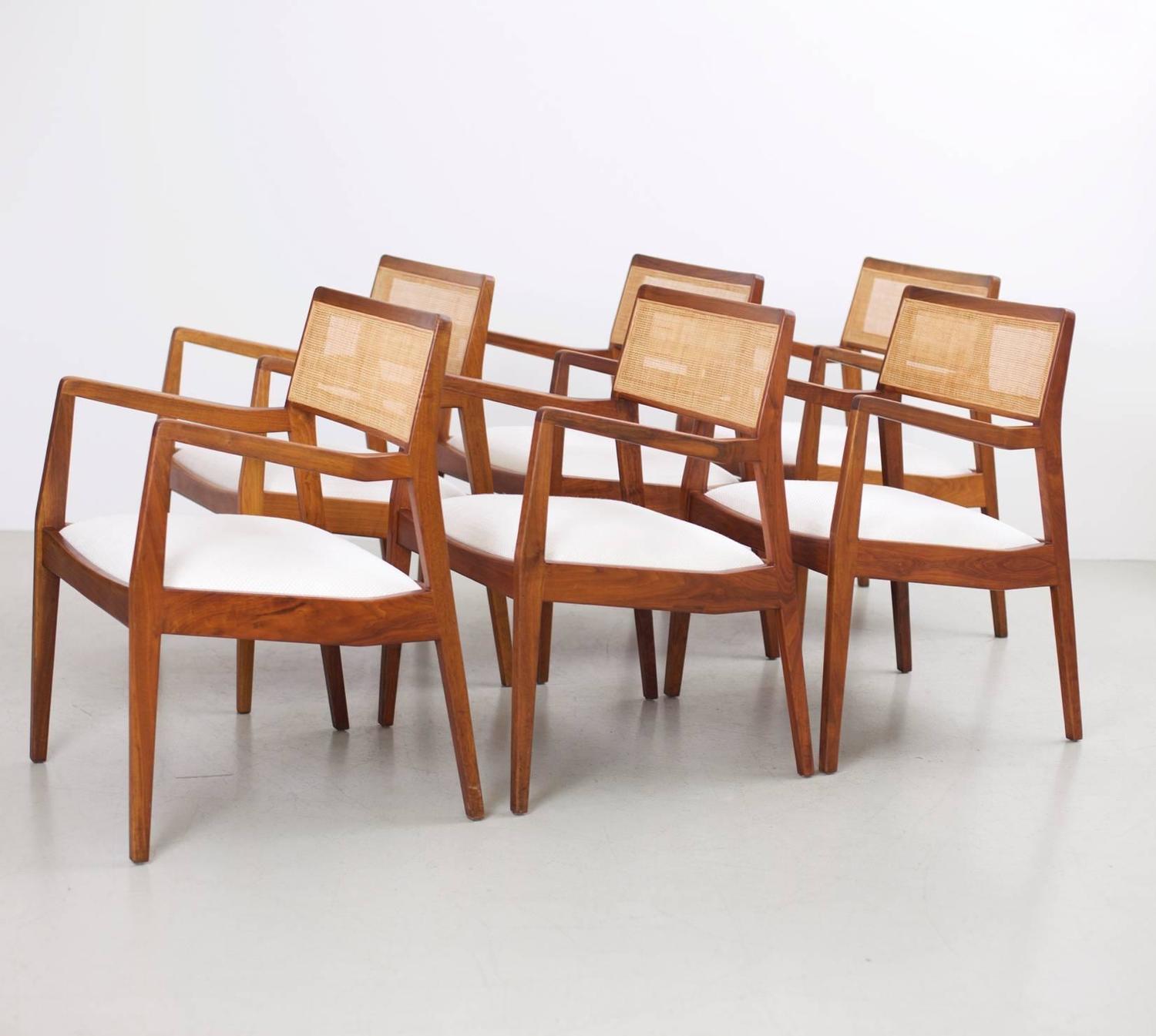 华体会体育官方在线官网 - 坐具|餐椅|办公家具|华体会体育官方在线官网家具|risom 椅子