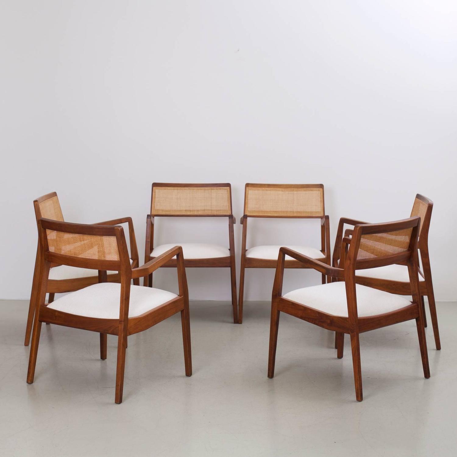 华体会体育官方在线官网 - 坐具|餐椅|办公家具|华体会体育官方在线官网家具|risom 椅子