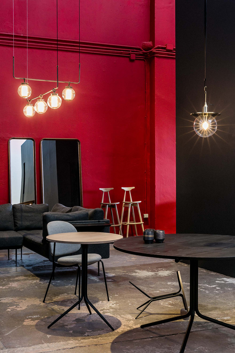 华体会体育官方在线官网 - 坐具|餐椅|办公家具|华体会体育官方在线官网家具|行业餐饮扶手椅