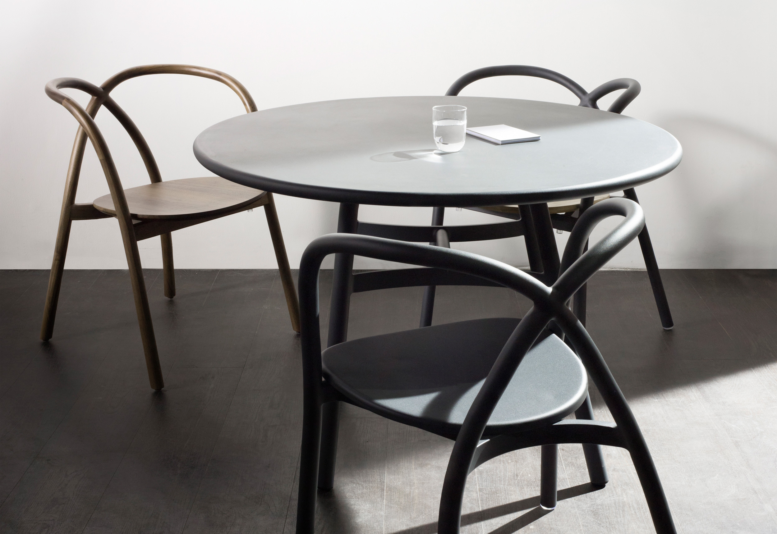 华体会体育官方在线官网 - 桌几|餐桌|办公家具|华体会体育官方在线官网家具|Ming 餐桌