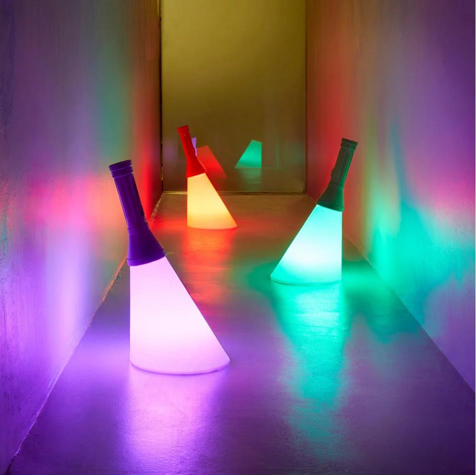 华体会体育官方在线官网 - 灯饰|落地灯|办公家具|华体会体育官方在线官网家具|Flash落地灯